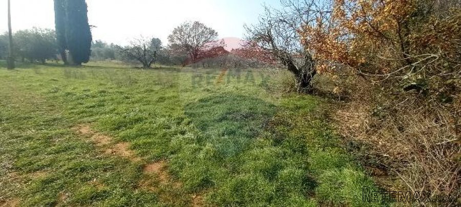Pula,građevinsko zemljište u predgrađu - 5