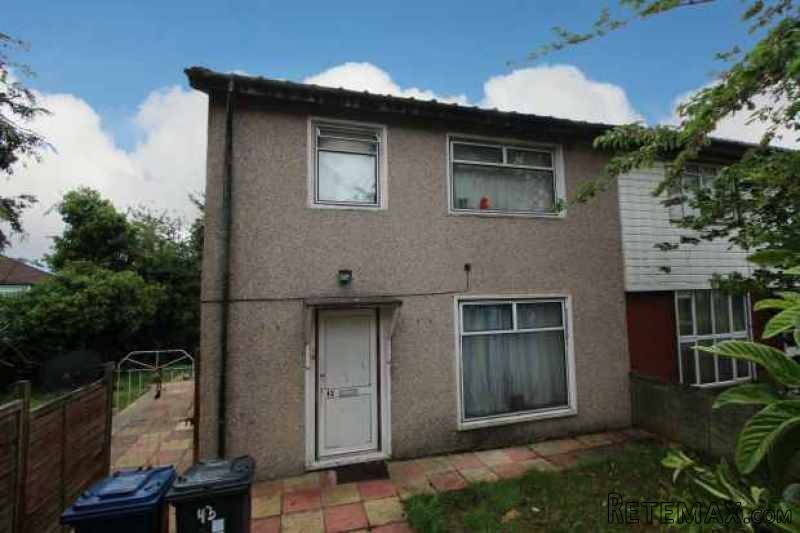 3 bedroom, End Of Terrace House house..