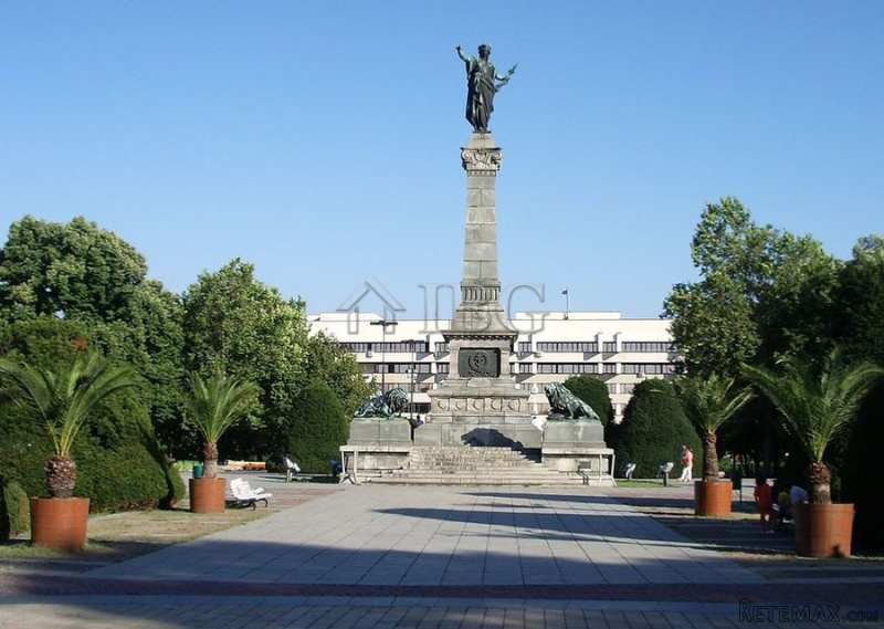 Property in Ruse City, central square -..