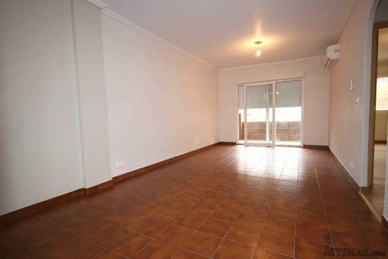 2 Bedroom 1 Bathroom Apartment In.. - 2