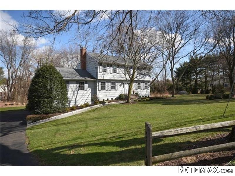 4 bedroom House For Sale: 19 BULKLEY..