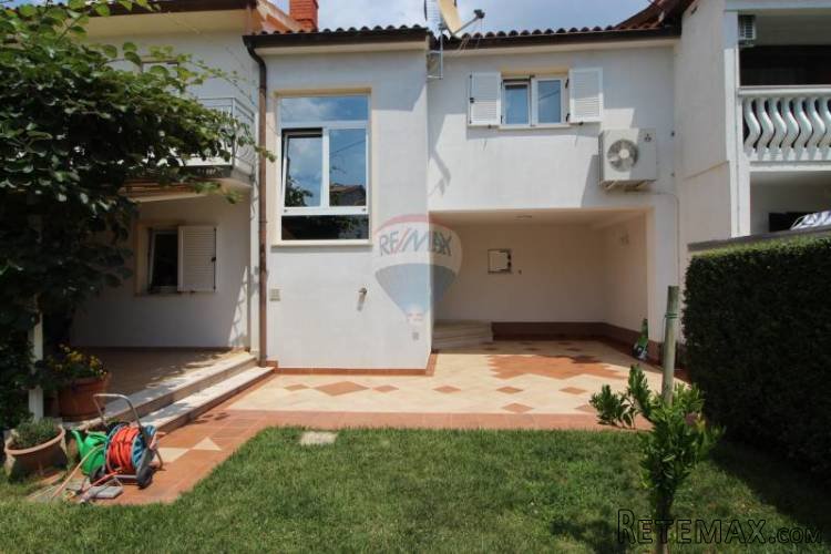 Istra,Valbandon,Kuća sa tri stambene jedinice - 2