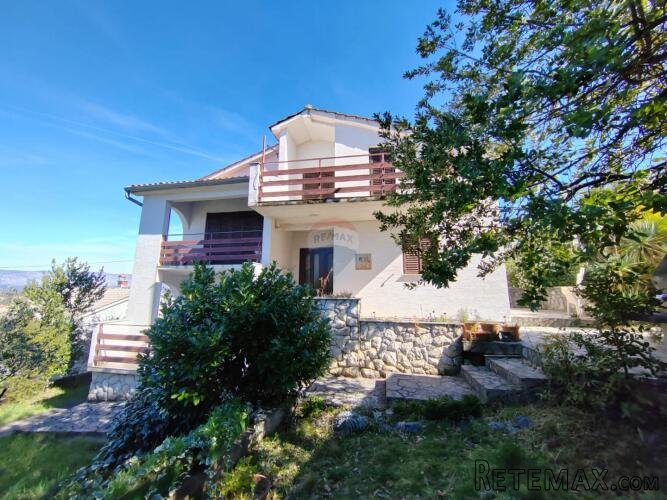 OTOK KRK,NJIVICE samostojeća kuća sa okućnicom