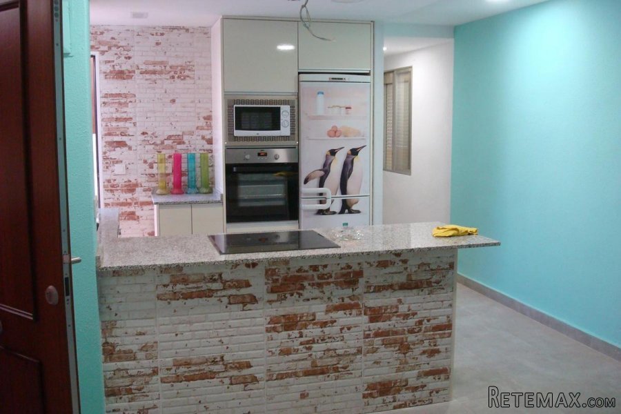 Vivienda a pocos metros del Bulevar del Pla, está situada.. - 2