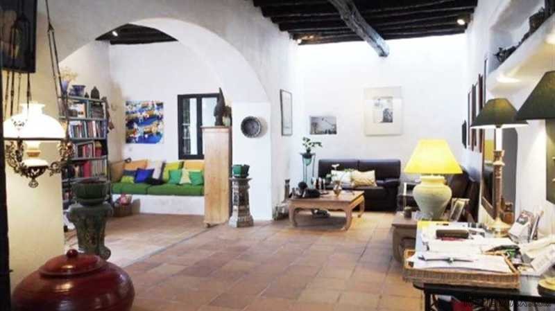 Authentic finca with pool - 2