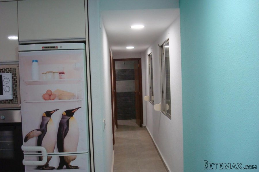 Vivienda a pocos metros del Bulevar del Pla, está situada.. - 3