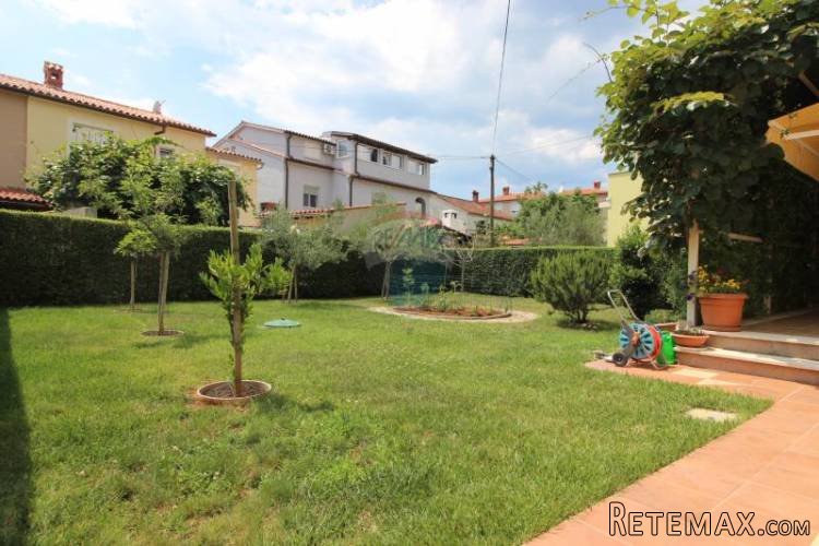 Istra,Valbandon,Kuća sa tri stambene jedinice - 4