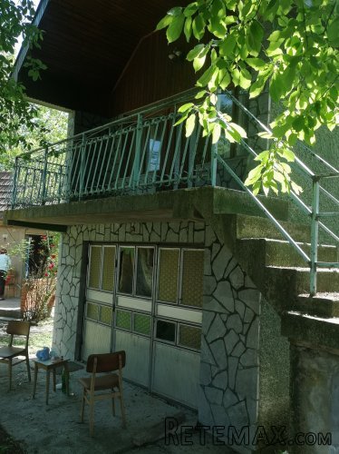 Prodajem 2 kuce u Velikim Crljenima - 4