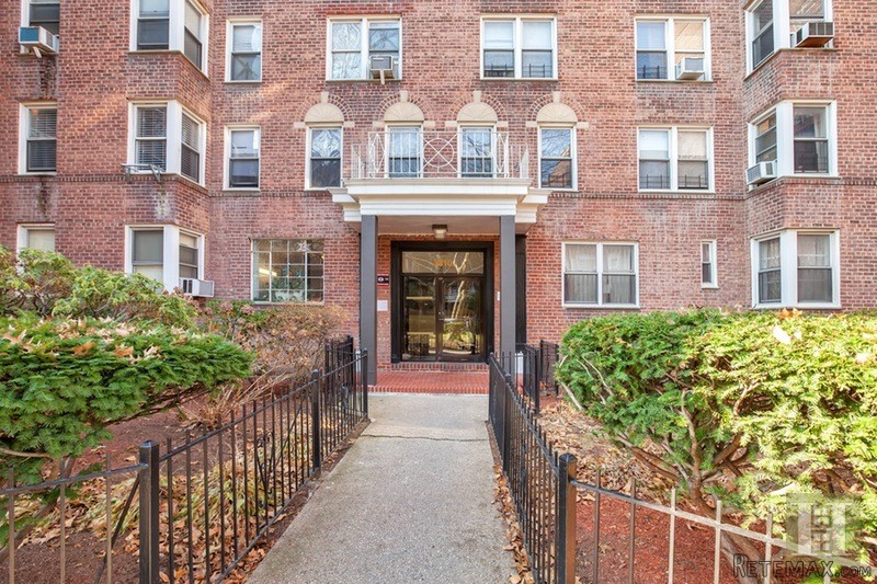2 bedroom Apartment For Sale: 3310..
