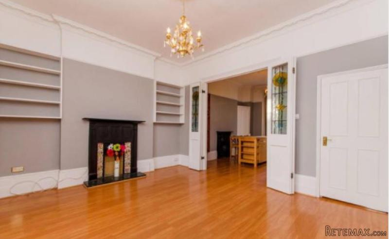 Garden Flat, 136 Belsize Road