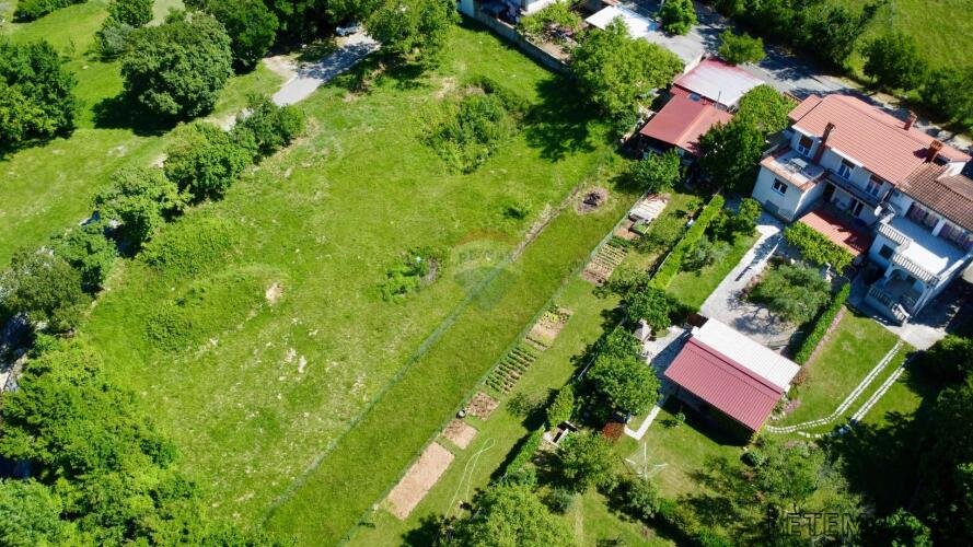 Crikvenica, Tribalj, građevinski teren uz potok, 1918 m2 - 2