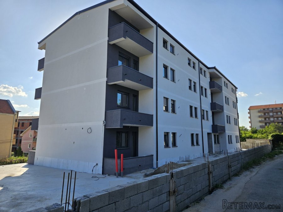 Prodajem stan-Mirijevo - 2