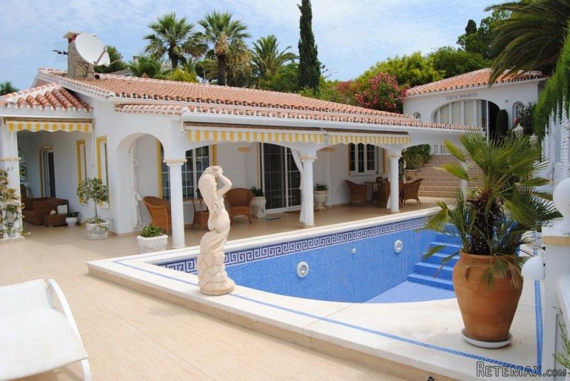 Villa for Sale in Caleta de Velez.. - 2