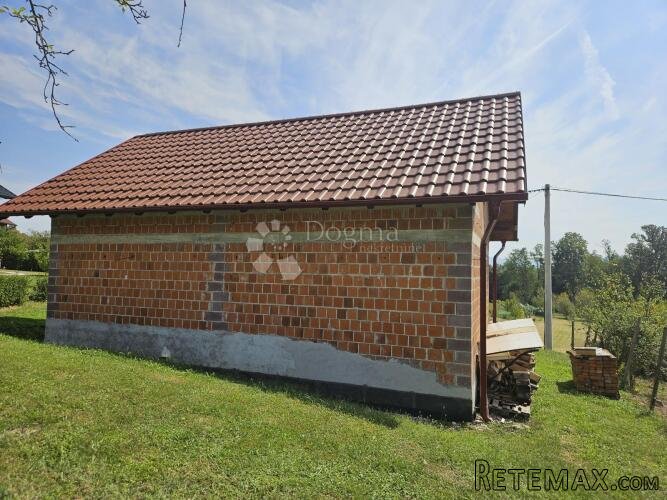Gospodarsko-poljoprivredna zgrada sa bonus zemljištima - 3