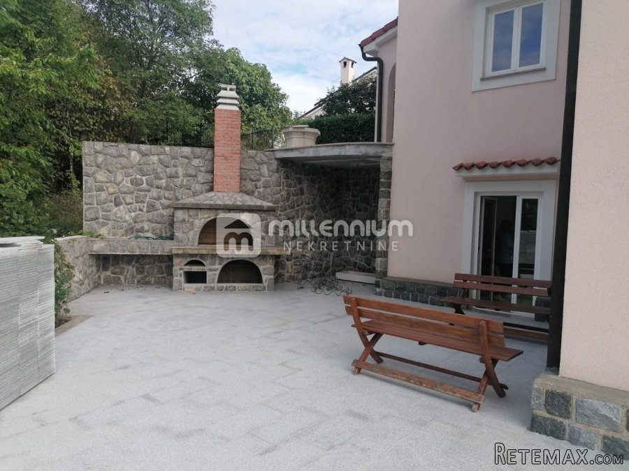 Matulji, kuća s 2 stana, bazenom, garažom i lijepom o.. - 3