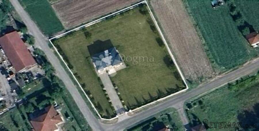 Rijetka prilika: građevna parcela na odličnoj lokaciji - 3