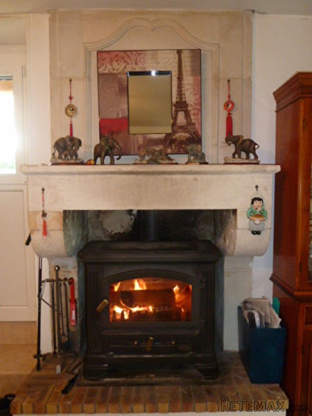4 Bed Village House With Garden.. - 2
