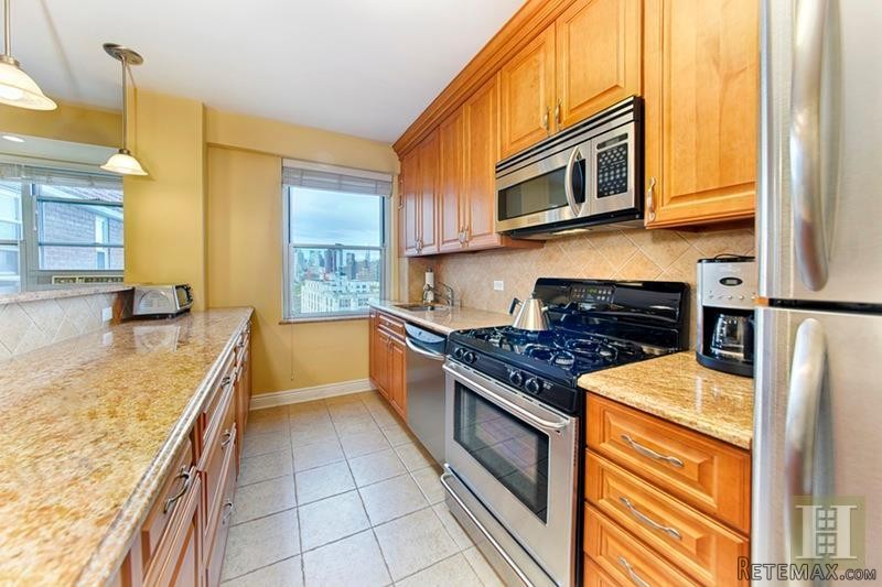 1 bedroom Apartment For Sale: 573 GRAND.. - 2
