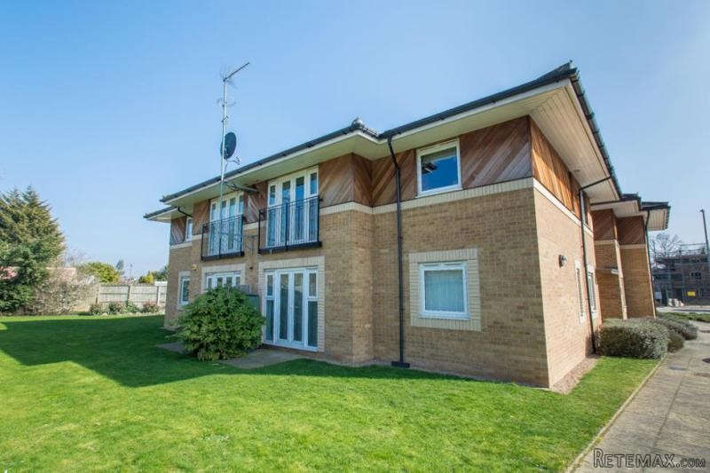 2 Bedroom Flat/Apartment in Stafford..