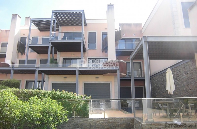 Modern Contemporary 2 Bedroom Apartment.. - 2
