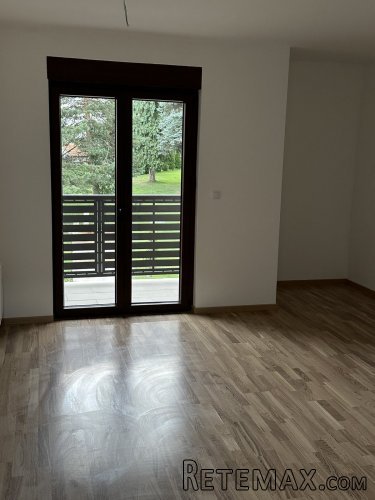 Prodaja LUX stana u mirnom kraju Zlatibora - 10