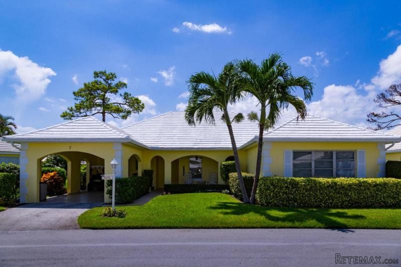 7 Acacia Dr, Boynton Beach, FL -..