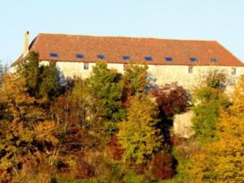 House With Outbuildings And 18 Acres