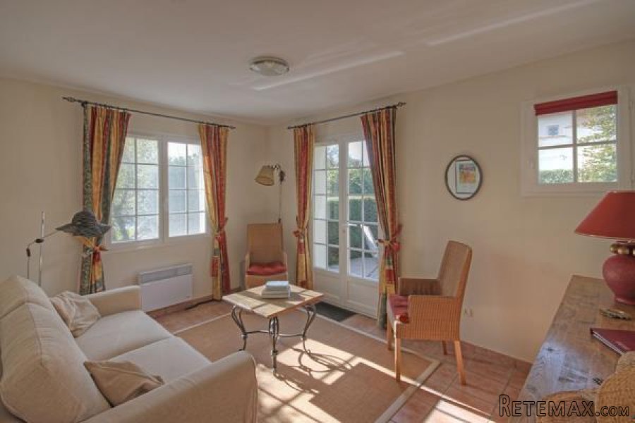Les Forges (79) - Overlooking a golf course, modern bungalow.. - 4