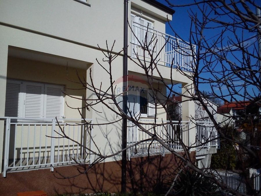 OPATIJA, Pobri - Kuća sa 4 stana - 4