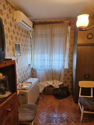 Prodajem stan na Karaburmi - 4