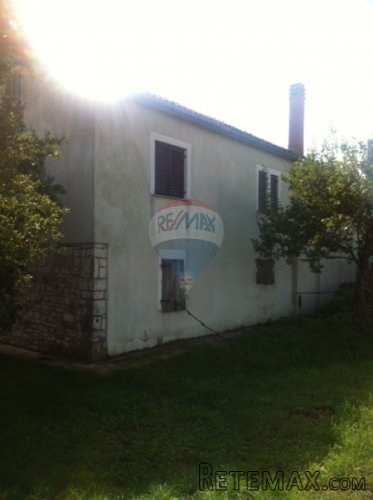Umag, kuća u nizu na mirnoj lokaciji - 2
