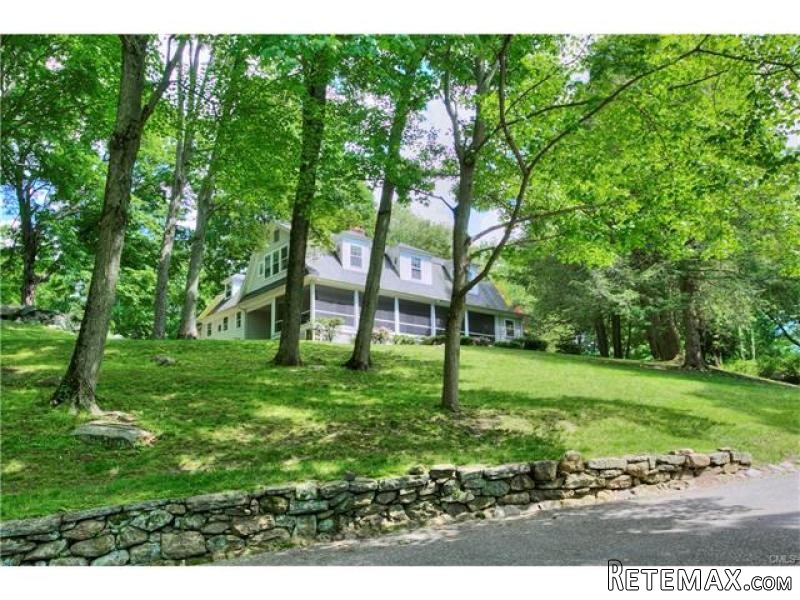 4 bedroom House For Sale: 42 GOODWIVES.. - 2