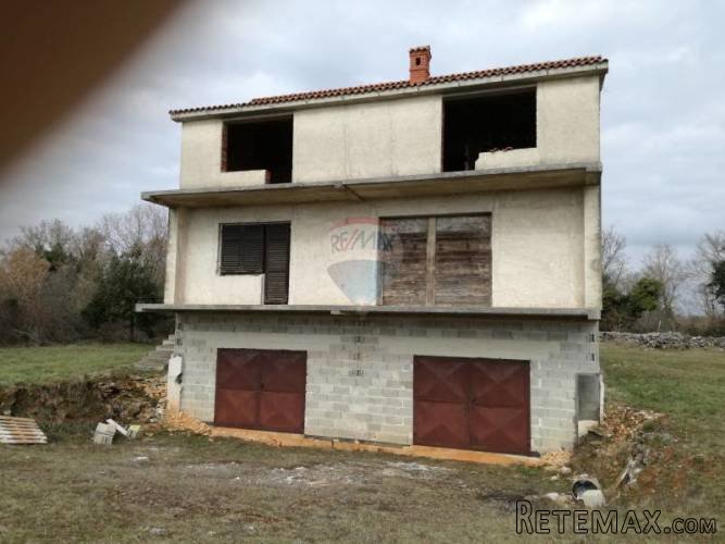 ISTRA,ŠIŠAN,KUĆA -Roh-bau - 3