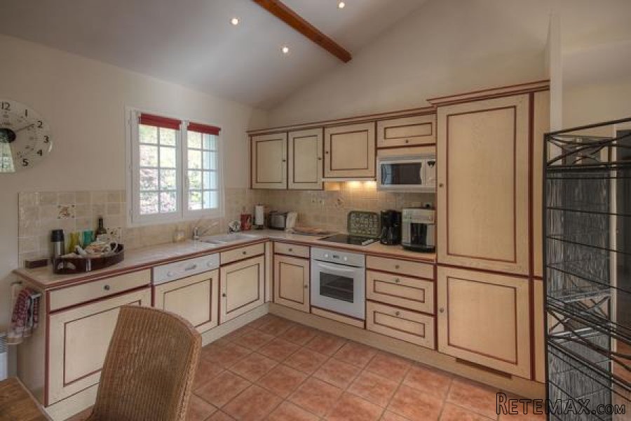 Les Forges (79) - Overlooking a golf course, modern bungalow.. - 9