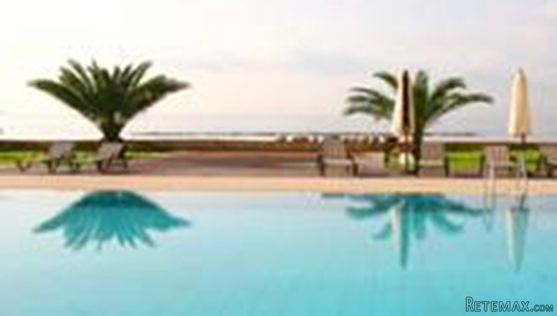Luxury Beachfront Apartment Situated On.. - 2