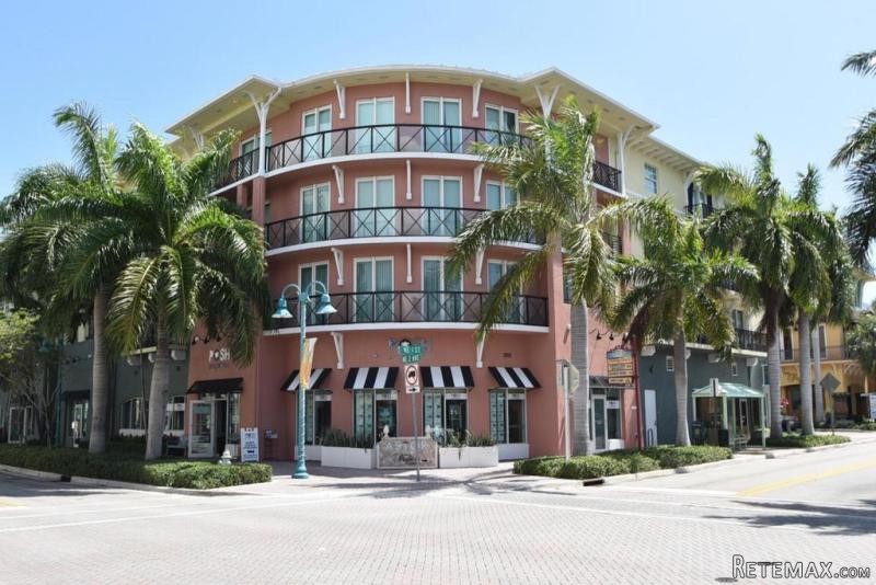 225 Ne 1st St #205, Delray Beach, FL -..