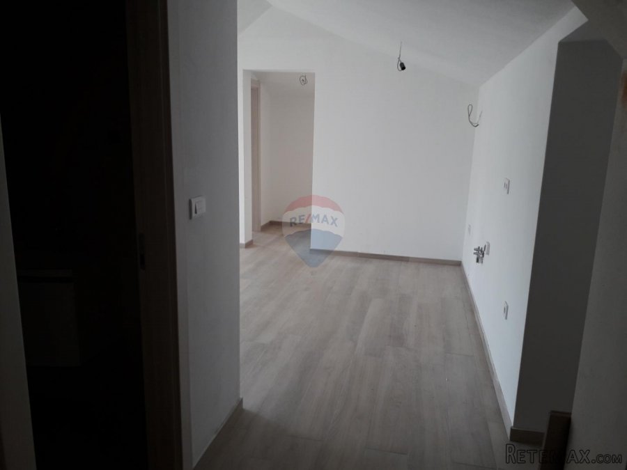 Istra,Ližnjan,novi stan u centru sa pogledom na more - 7