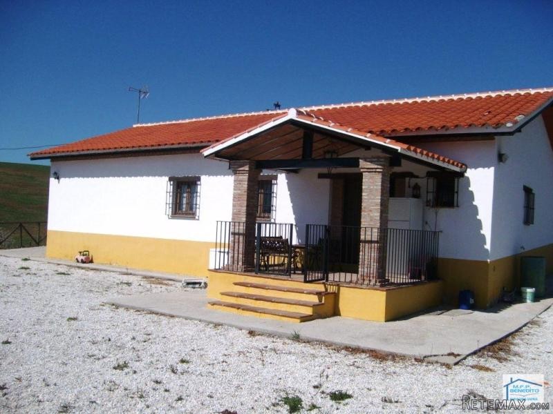 Country Properties for sale in Alora..