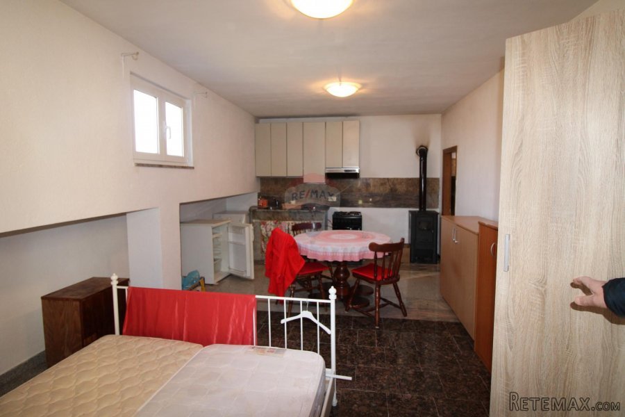 Rovinj, okolica, kuća i poslovni prostor za klub i restoran - 10