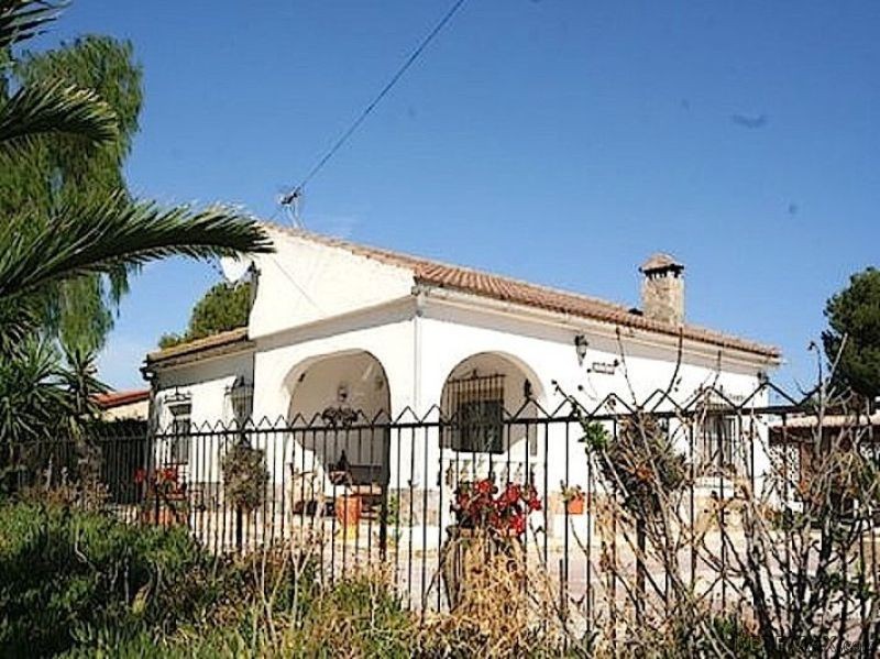 UM2329 - Busot - Villa €205,000 - 2