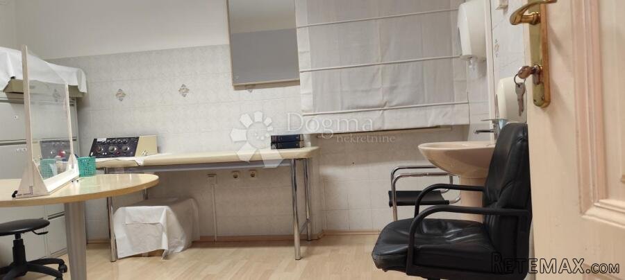 Centar -poslovni prostor za ordinaciju ili kozmetički - 2