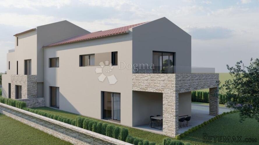 Građevinsko zemljište sa dozvolom i projektom - 2