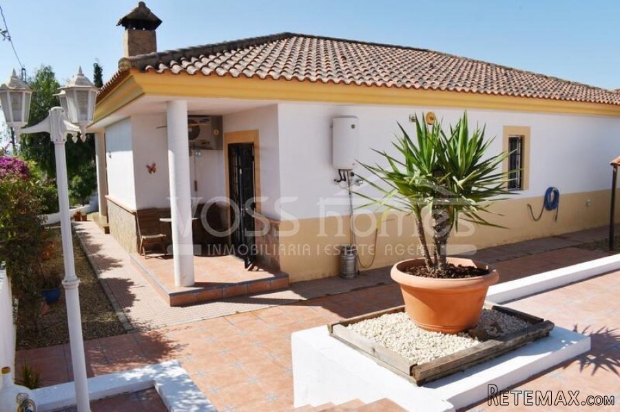 NEW & EXCLUSIVE LISTING TO VOSS HOMES - A beautifully.. - 12