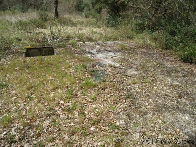 PEROJ, VIKEND ZEMLJIŠTE 100M OD PLAŽE - 2