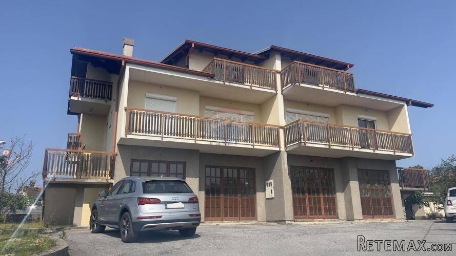 Viškovo, Marinići, Dvojna kuća 200m2 prodaja - 2