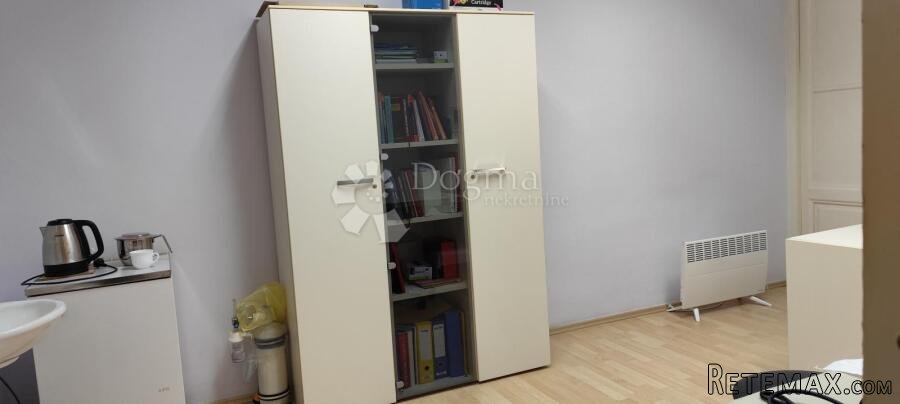 Centar -poslovni prostor za ordinaciju ili kozmetički - 3