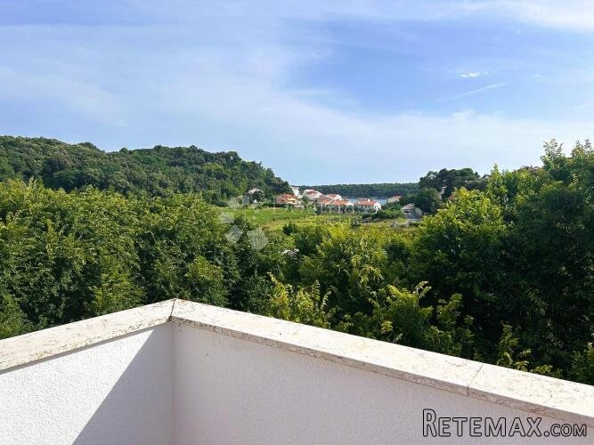 Mir i more – apartman na dvije etaže - 3
