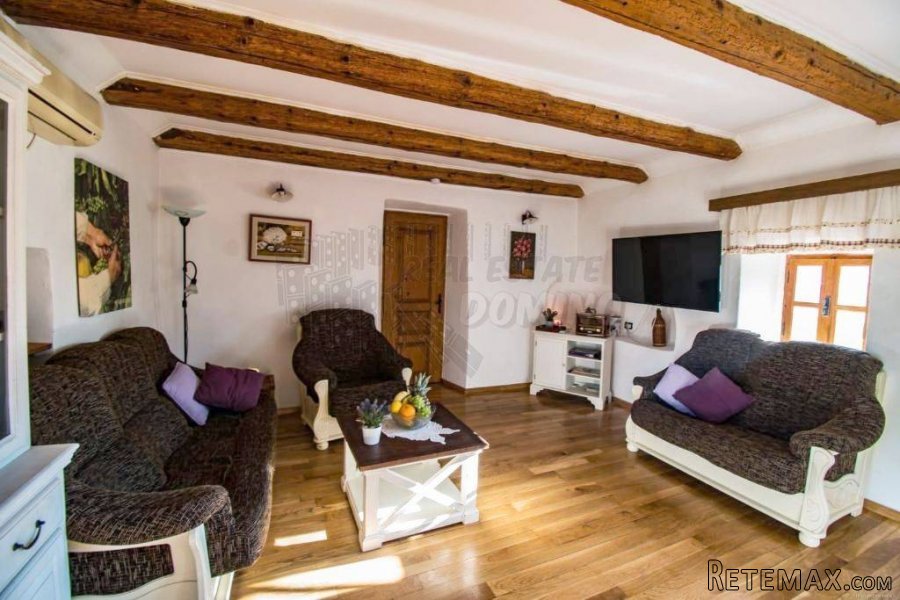 Renovirana stara kamena kuća s bazenom! Otok Krk! - 3