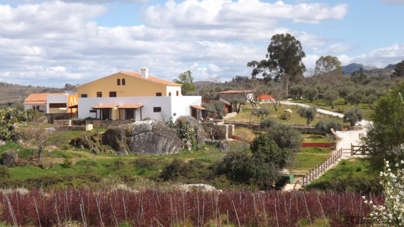6 bedroom Commercial Property For Sale:.. - 2