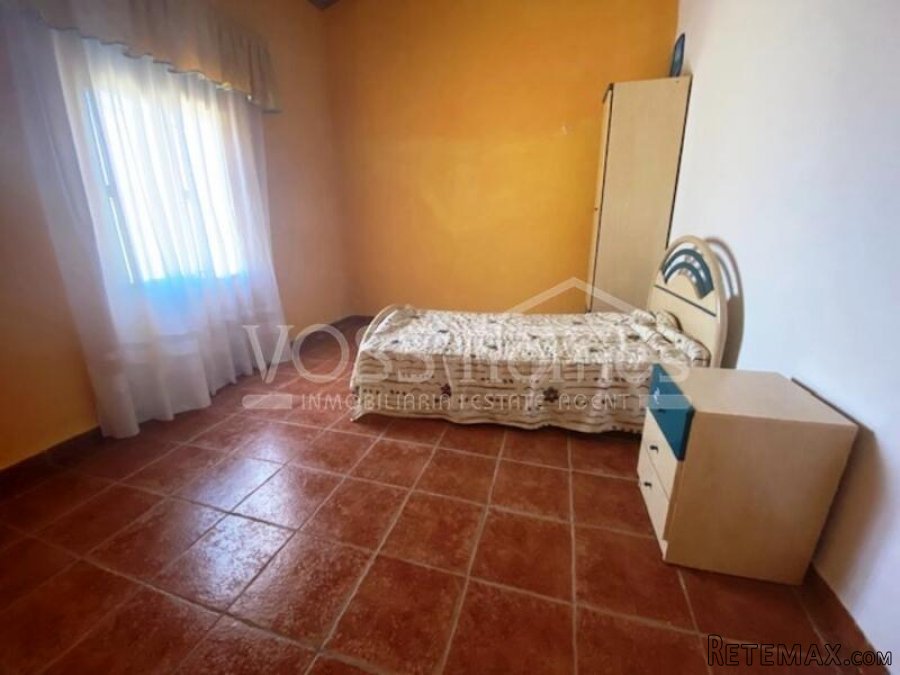Attractive country property with 2 bedrooms & 1 bathroom.. - 15